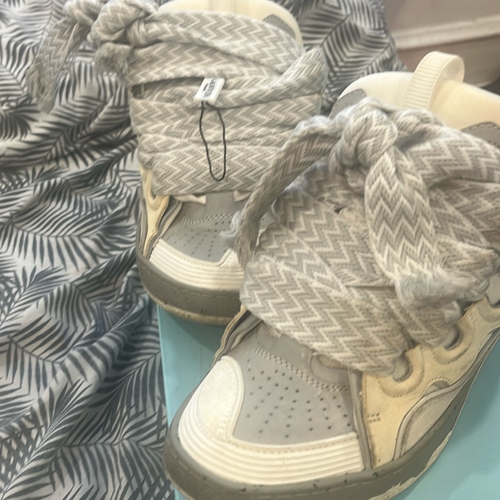 LAVINS CURBSIDE SNEAKERS